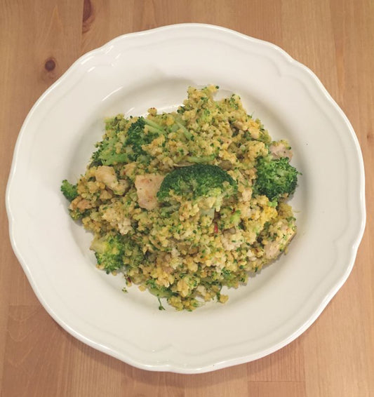 Propozycja na lunch przed treningiem – kasza jaglana z indykiem i brokułami